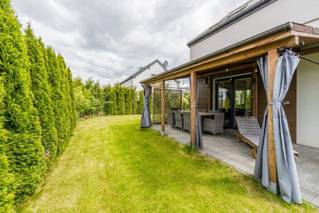 DOM energooszczędny w stanie idealnym, ogródek - zdjęcie 3