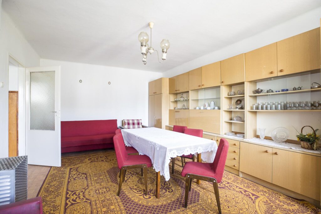 Dom z pięknym ogrodem - Sędziszów Małopolski - zdjęcie 11