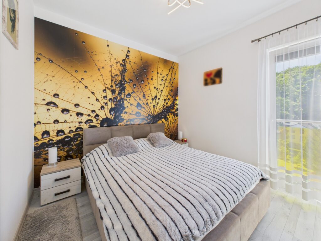 Duży, elegancki apartament z garażem - zdjęcie 11