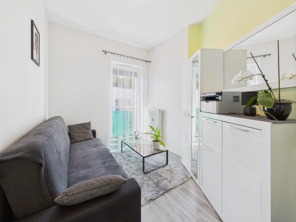 Duży, elegancki apartament z garażem - zdjęcie 13