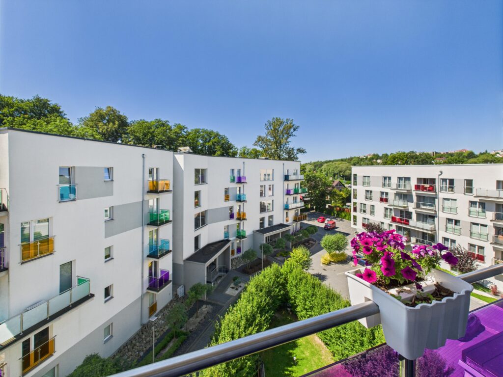 Duży, elegancki apartament z garażem - zdjęcie 16