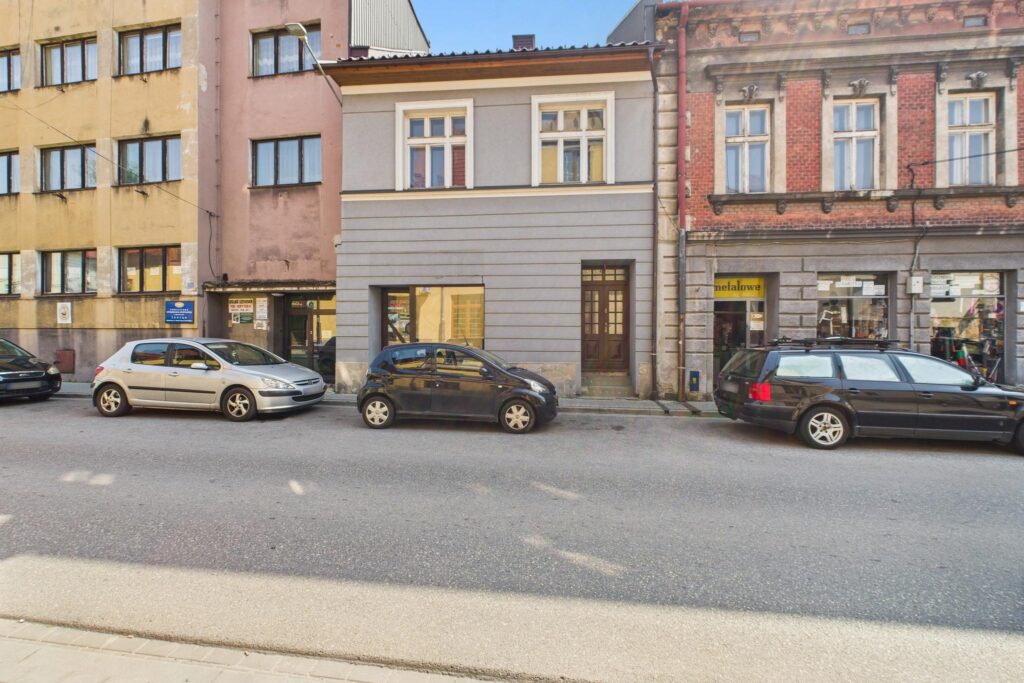 Kamienica w centrum - zdjęcie 1