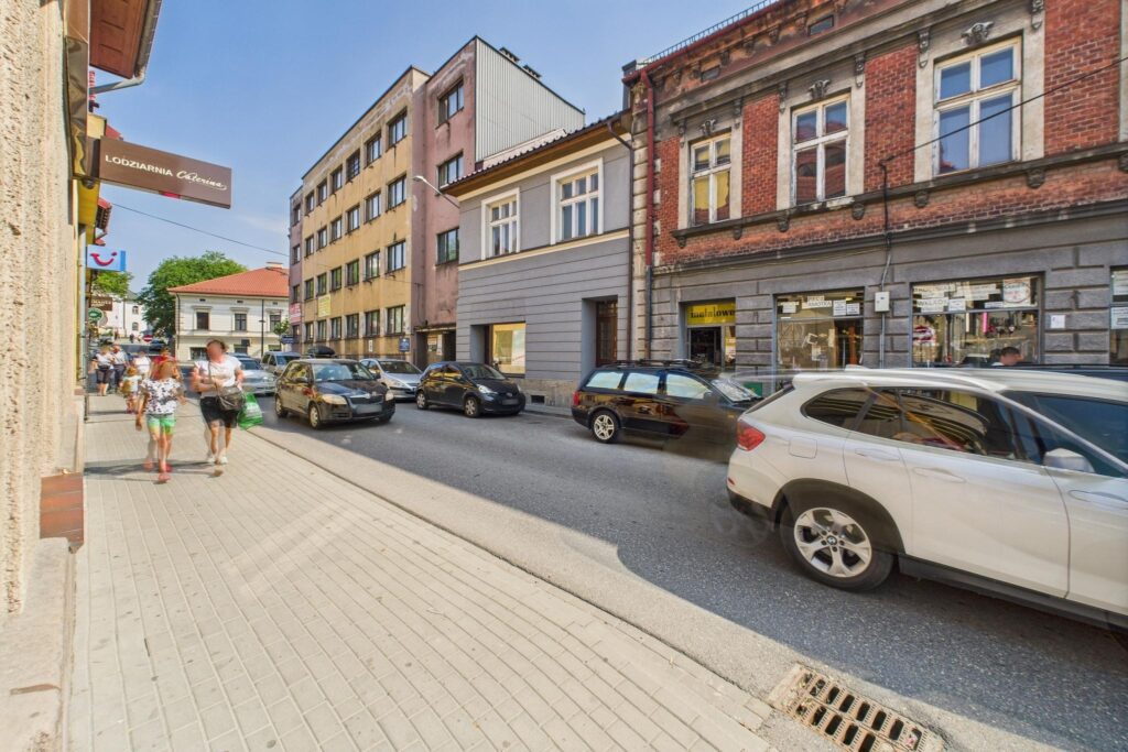Kamienica w centrum - zdjęcie 4