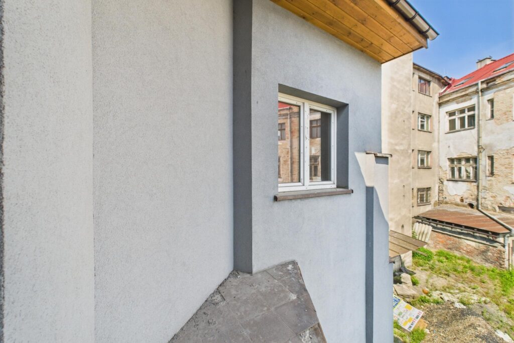 Kamienica w centrum - zdjęcie 17