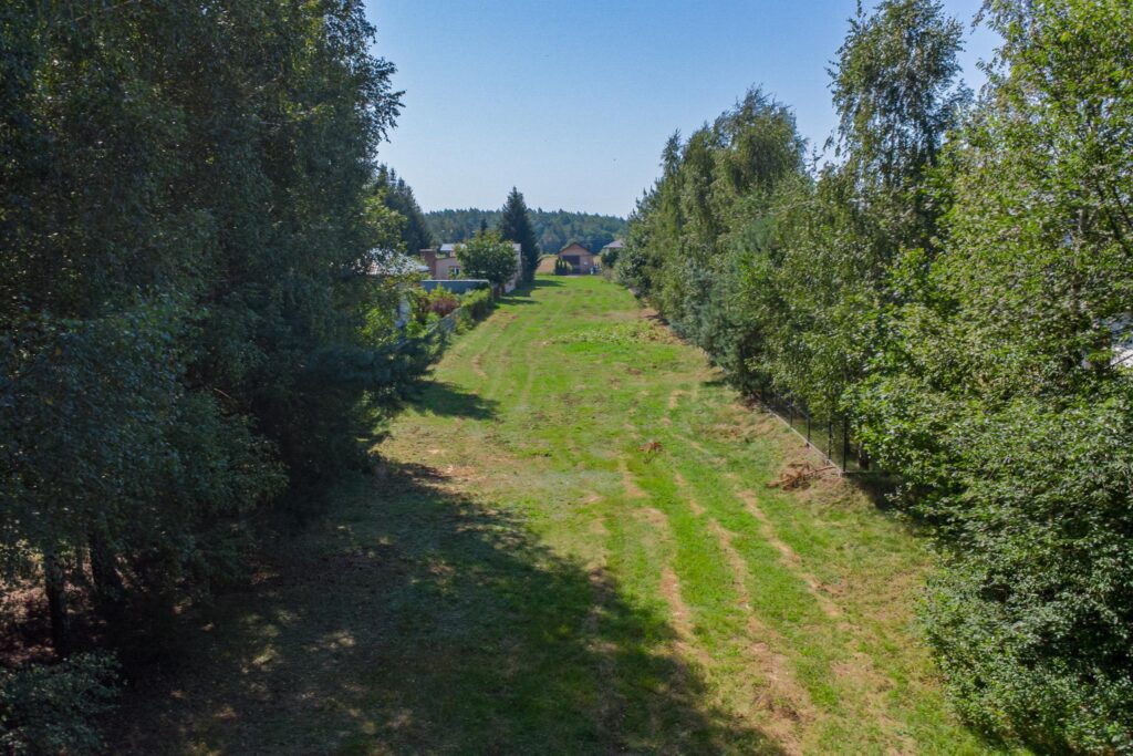 Sprzedam działkę budowlaną w Leszczydole Nowinach - zdjęcie 3