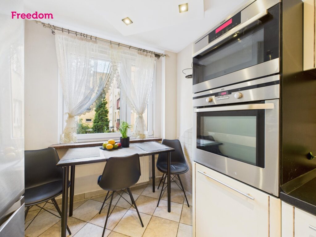 Rodzinne mieszkanie, świetna komunikacja - zdjęcie 8