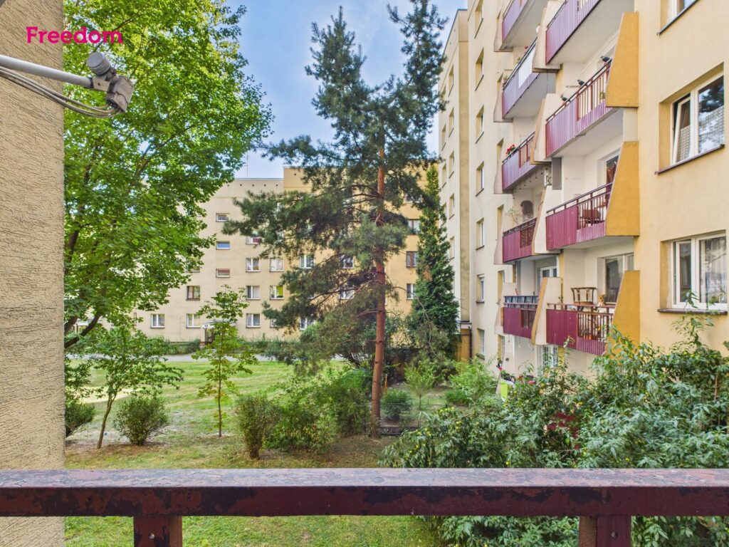 Rodzinne mieszkanie, świetna komunikacja - zdjęcie 14