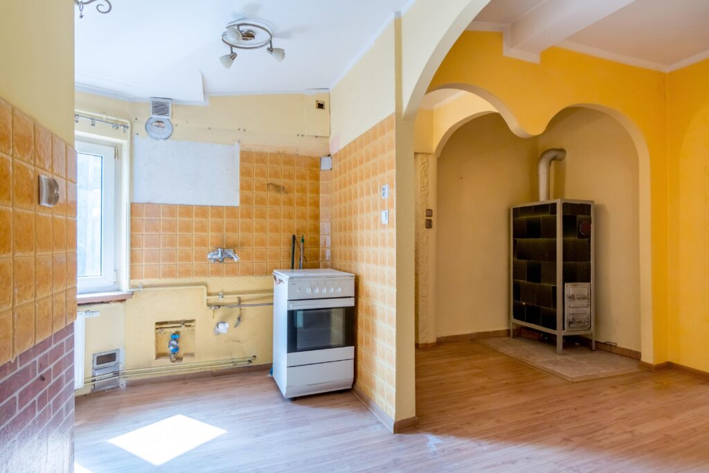 Mieszkanie na pierwszym piętrze w kamienicy - zdjęcie 13