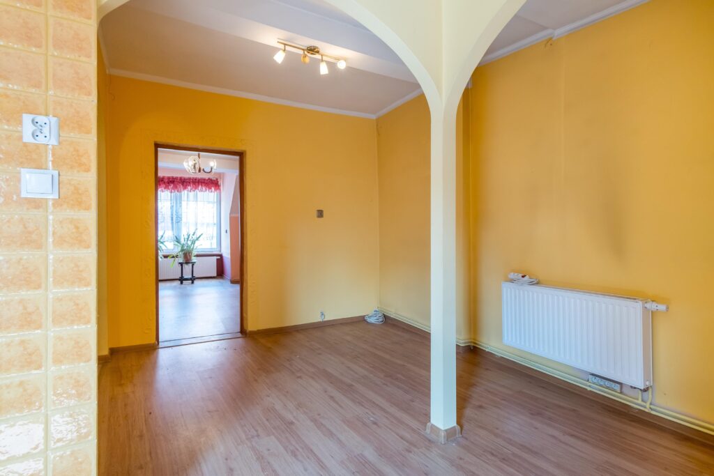 Mieszkanie na pierwszym piętrze w kamienicy - zdjęcie 14