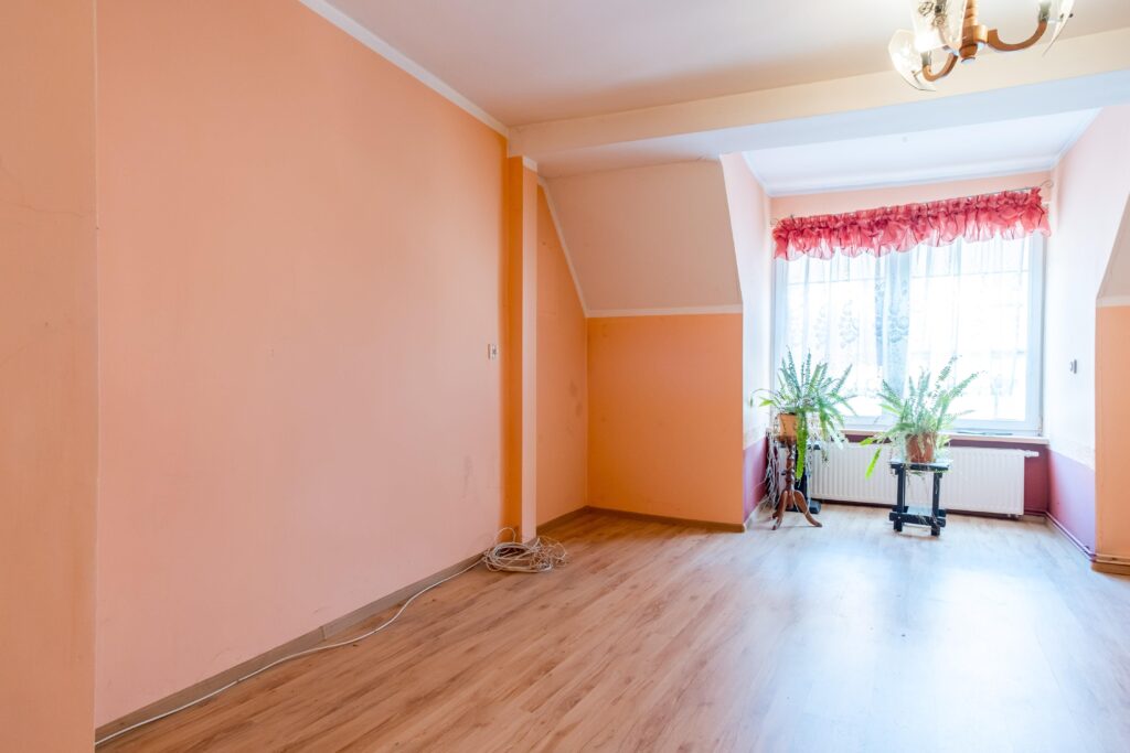 Mieszkanie na pierwszym piętrze w kamienicy - zdjęcie 18