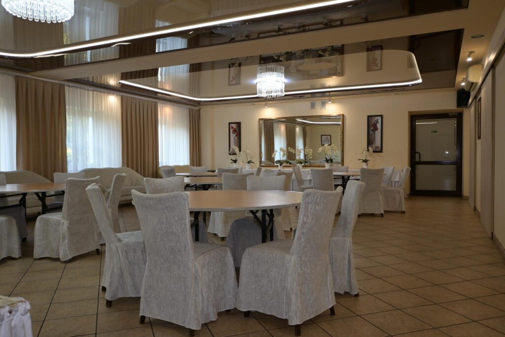 Wyjątkowy budynek z potencjałem, gotowy biznes! - zdjęcie 14