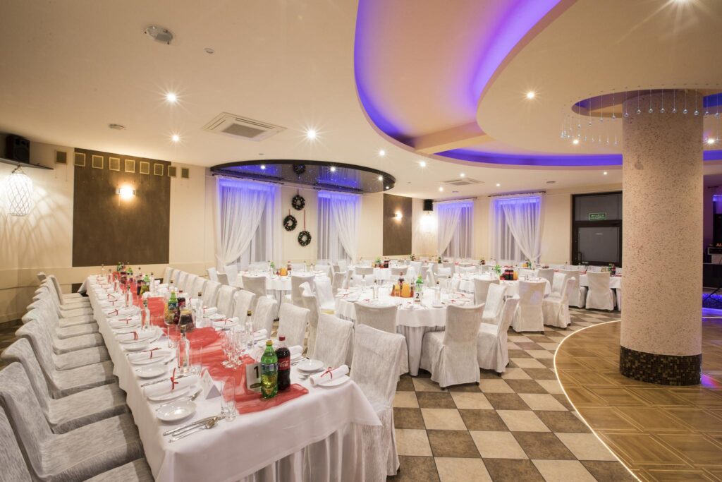 Wyjątkowy budynek z potencjałem, gotowy biznes! - zdjęcie 11