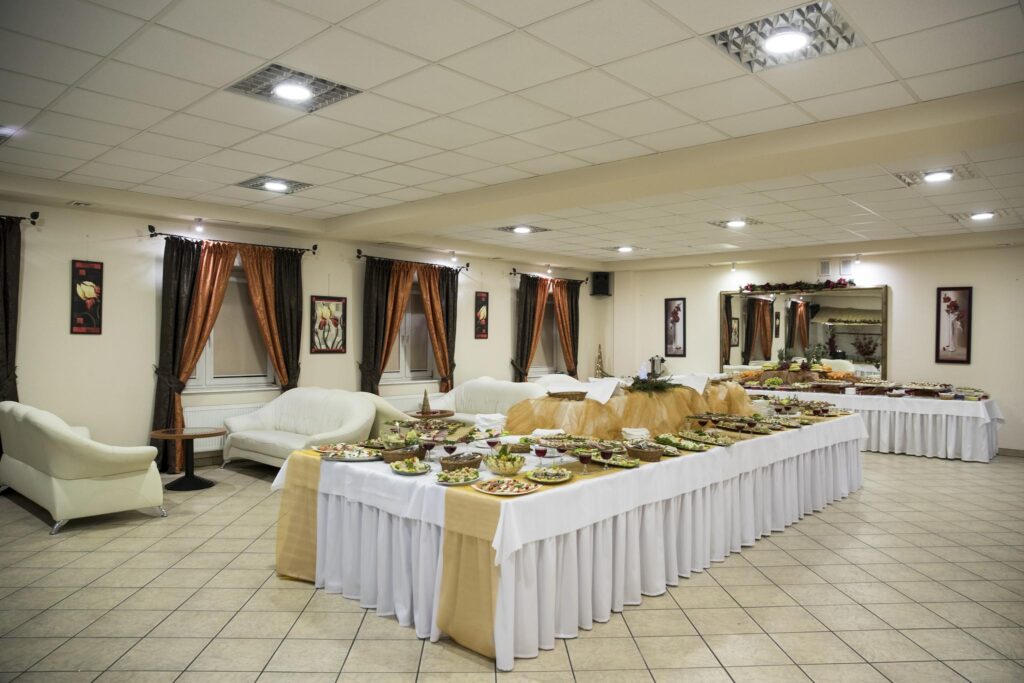 Wyjątkowy budynek z potencjałem, gotowy biznes! - zdjęcie 13