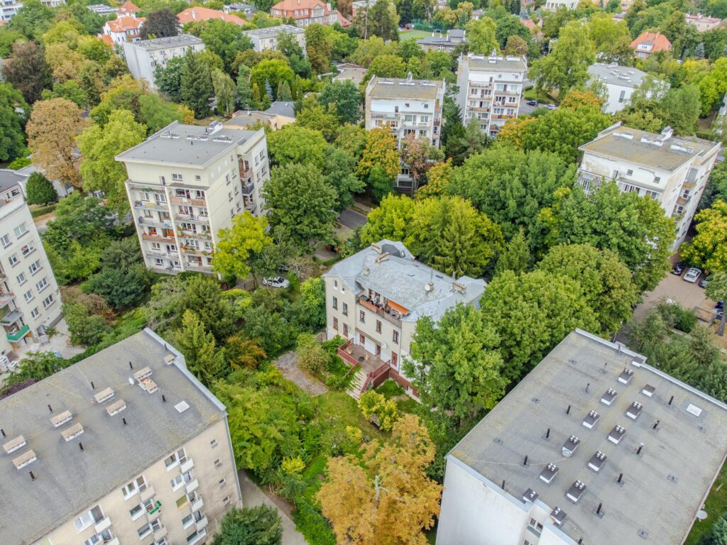 Klimatyczne 4 pokojowe w willi - zdjęcie 14