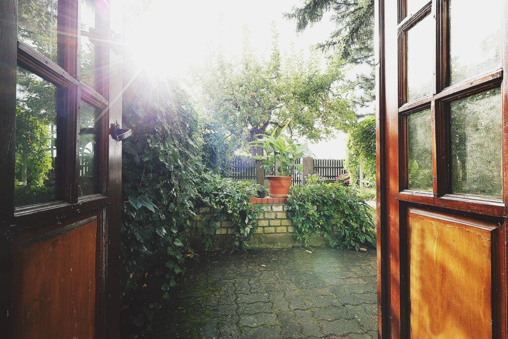 Dom nad samym Jeziorakiem – Lipowy Dwór, Iława - zdjęcie 1