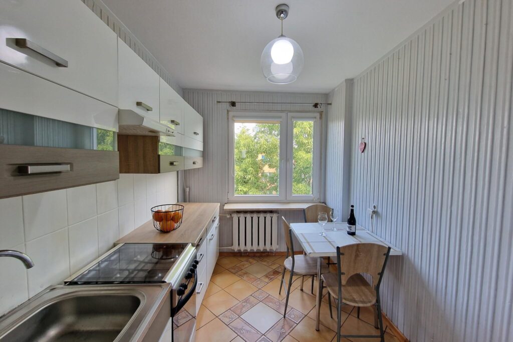 3 pokojowe mieszkanie - cena do negocjacji - zdjęcie 1