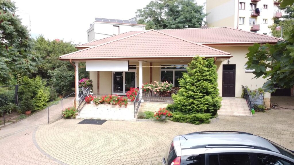 Lokal 67 m² z   parkingiem  ul. Sienkiewicza - zdjęcie 1