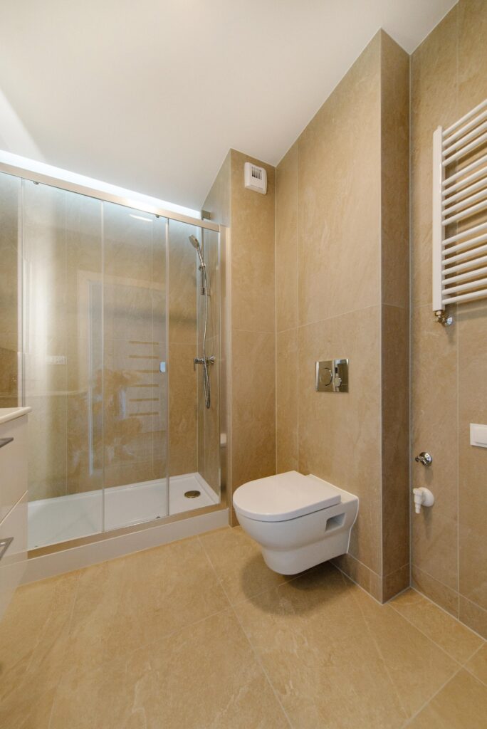 Nowoczesne mieszkanie z dużym tarasem - zdjęcie 15