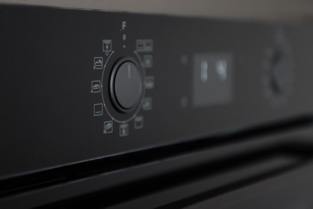 Nowoczesne mieszkanie z dużym tarasem - zdjęcie 6