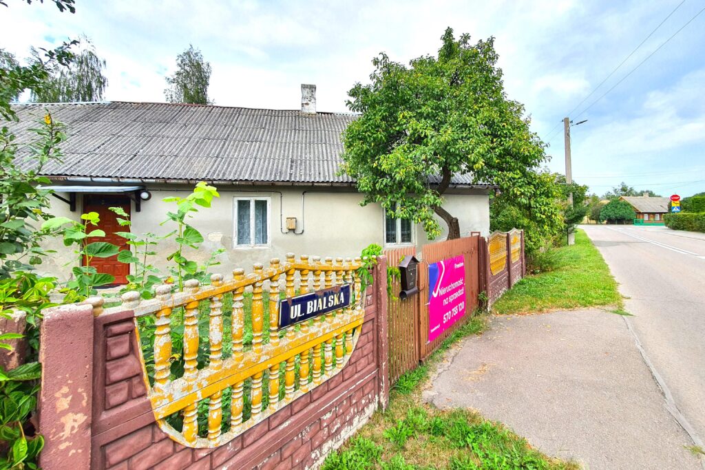 Dom na sprzedaż w Kodniu - zdjęcie 1