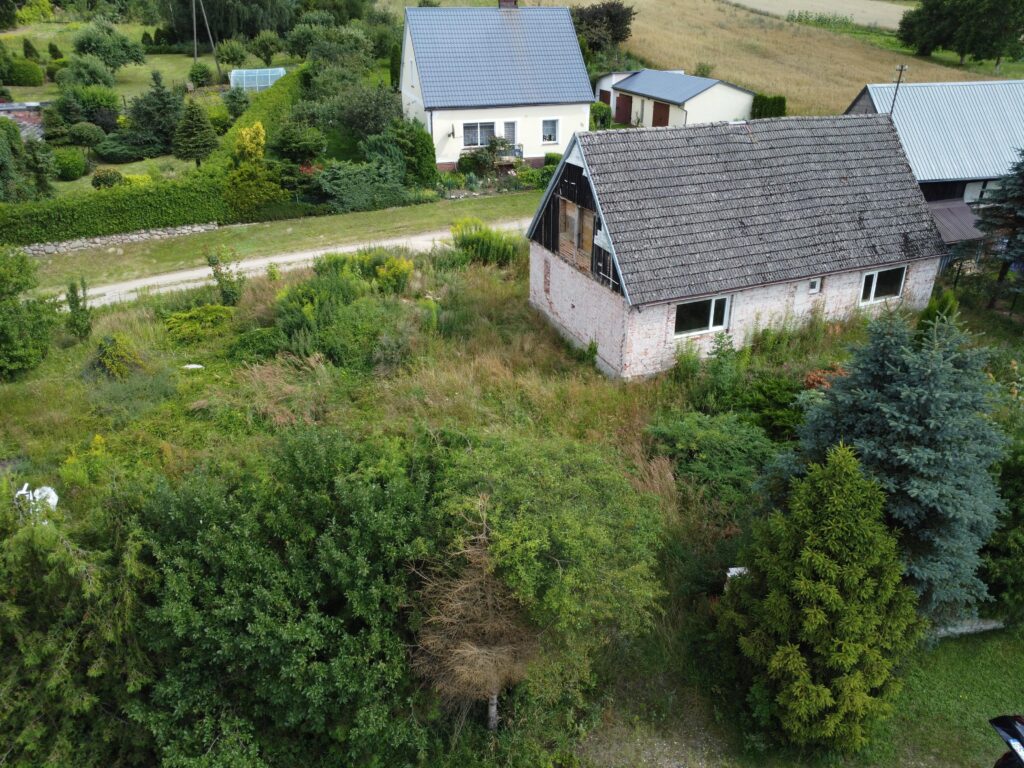 Działki z domem do remontu – malownicze Sulechowo - zdjęcie 6