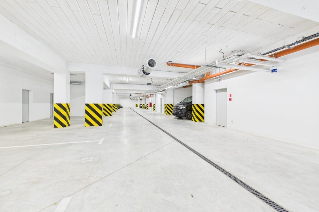 Przestronne 3-pokojowe mieszkanie z garażem - zdjęcie 27