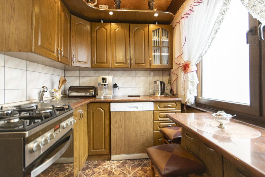 Mieszkanie z widokiem na panoramę miasta i góry - zdjęcie 6