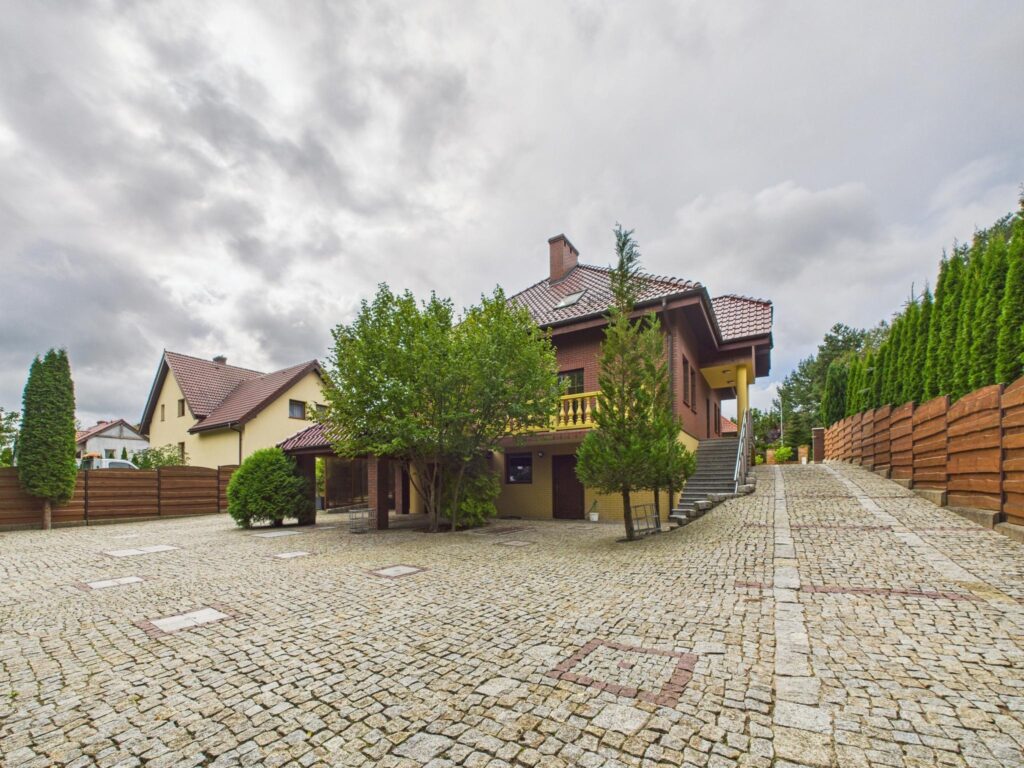 Komfortowy dom w Olsztynie 6 pokoi, sauna, taras - zdjęcie 31