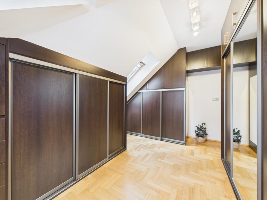 Komfortowy dom w Olsztynie 6 pokoi, sauna, taras - zdjęcie 17