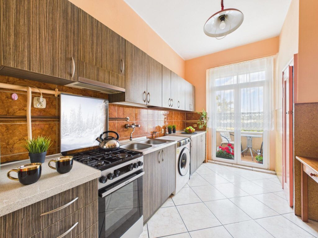 Mieszkanie 99 m2 w kamienicy, Kętrzyńskiego, 4 pok - zdjęcie 1