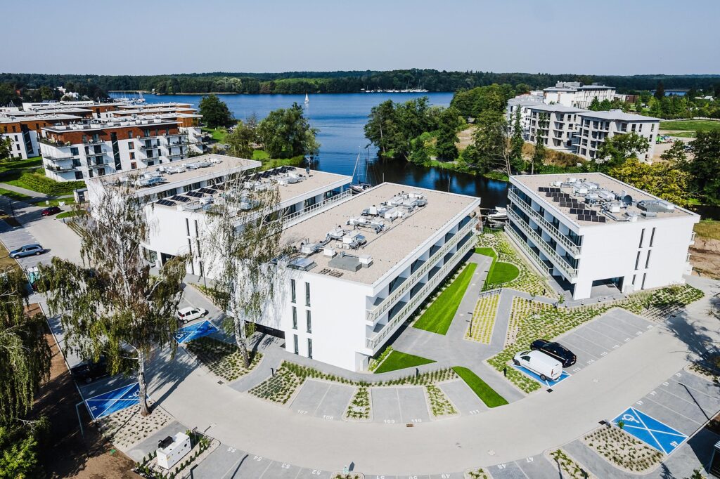 Marina Iława lokal usługowy nad brzegiem Jezioraka - zdjęcie 11