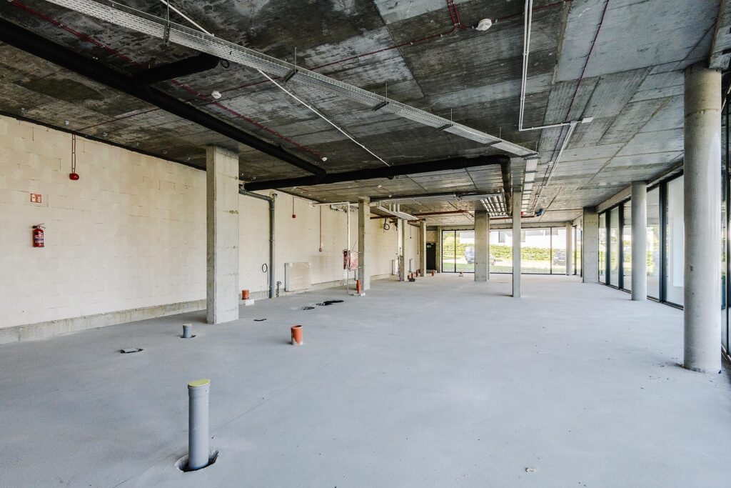 Marina Iława lokal usługowy nad brzegiem Jezioraka - zdjęcie 6