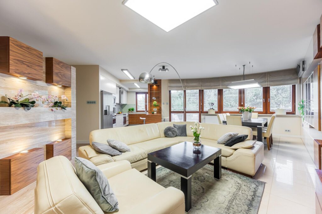 Przestronny apartament na Muranowie - zdjęcie 1