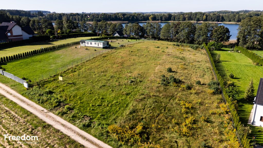 Działka z linią brzegową pod budowę domu - zdjęcie 7