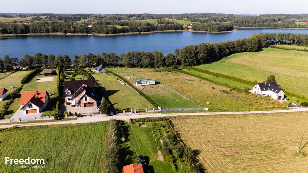 Działka z linią brzegową pod budowę domu - zdjęcie 8