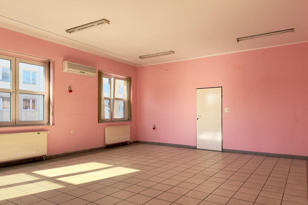 Lokal biurowo-usługowy 105 m², ul. Kaliska - zdjęcie 1