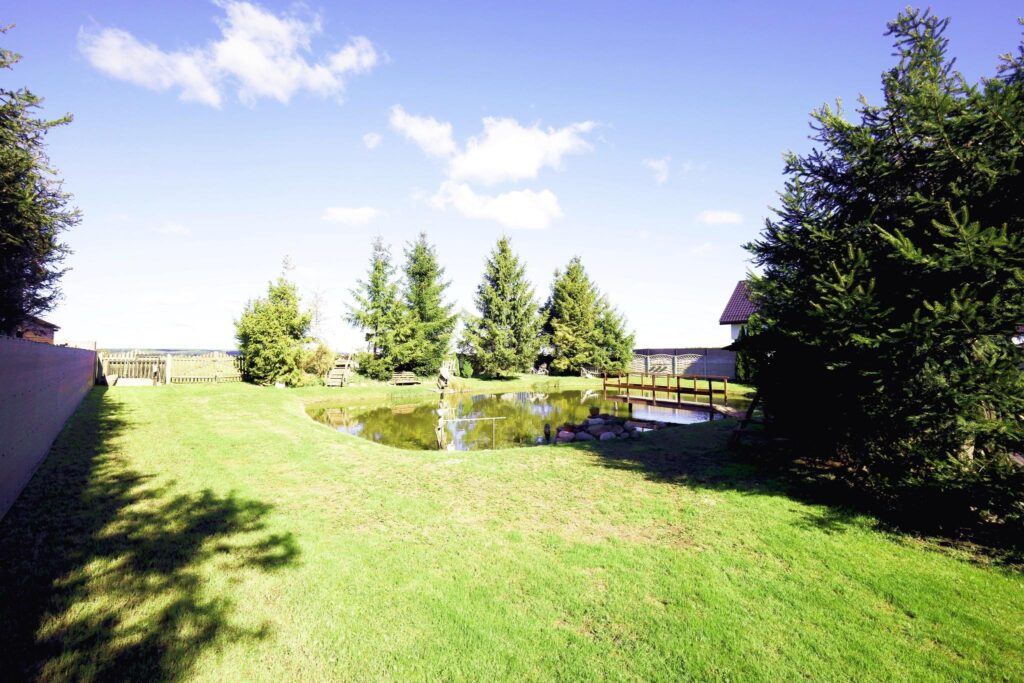 Domek z ogrodem i stawem w Suszu na sprzedaż - zdjęcie 10