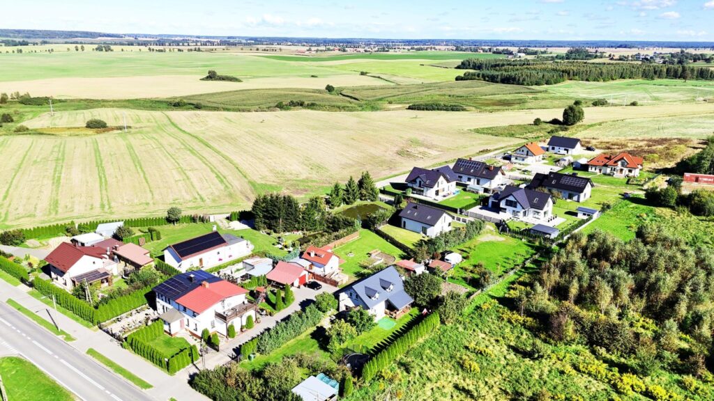 Domek z ogrodem i stawem w Suszu na sprzedaż - zdjęcie 12