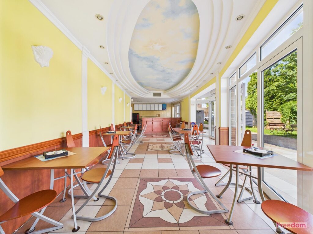 Pensjonat z restauracją w Mielnie – 5 minut o - zdjęcie 13