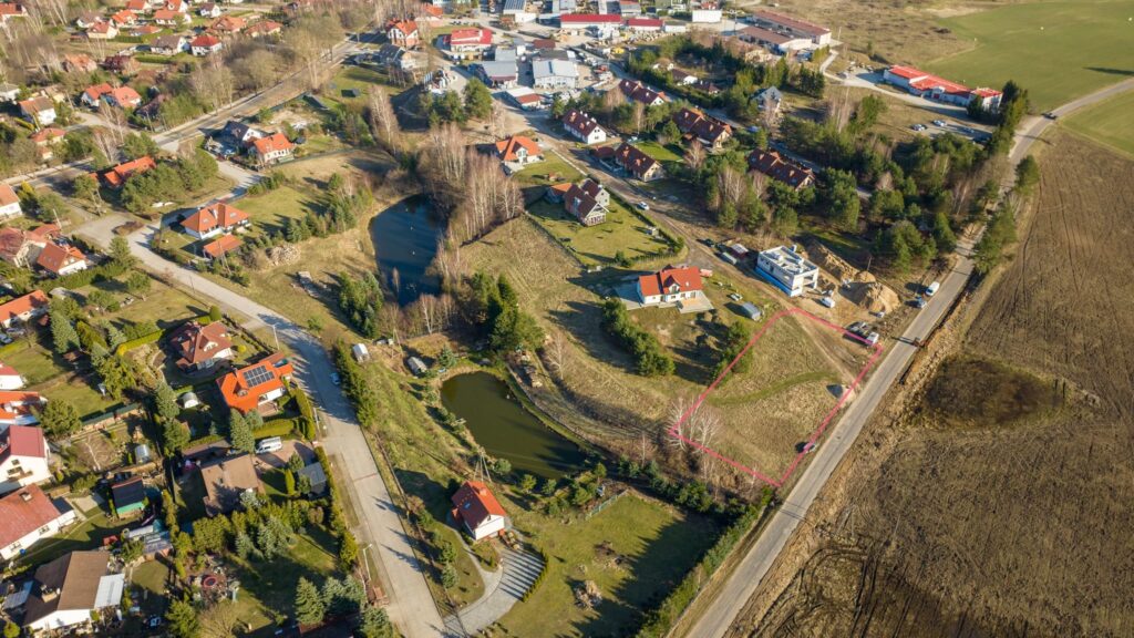 Niezwykła działka wśród zabudowy Stawiguda - zdjęcie 10