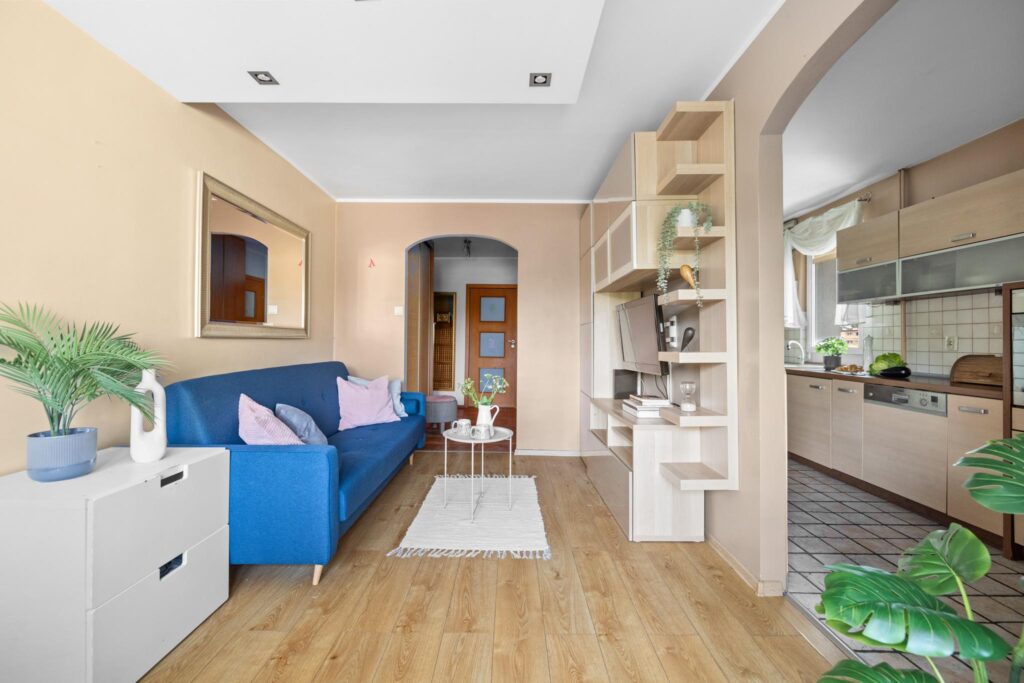 3 pokoje blisko plaży na Stogach! Balkon, piwnica! - zdjęcie 2