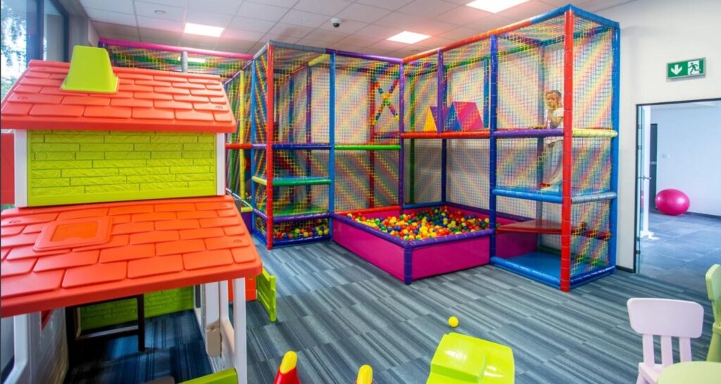 Apartament nad morzem, na strzeżonym osiedlu !! - zdjęcie 23