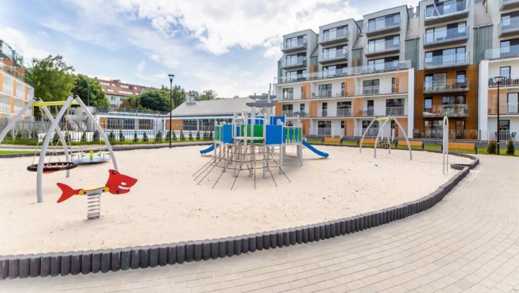 Apartament nad morzem, na strzeżonym osiedlu !! - zdjęcie 12
