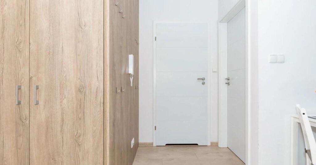 Apartament nad morzem, na strzeżonym osiedlu !! - zdjęcie 9