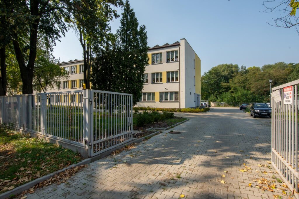 Umeblowane 3 pokoje ul. Kujawska os. Borki - zdjęcie 19