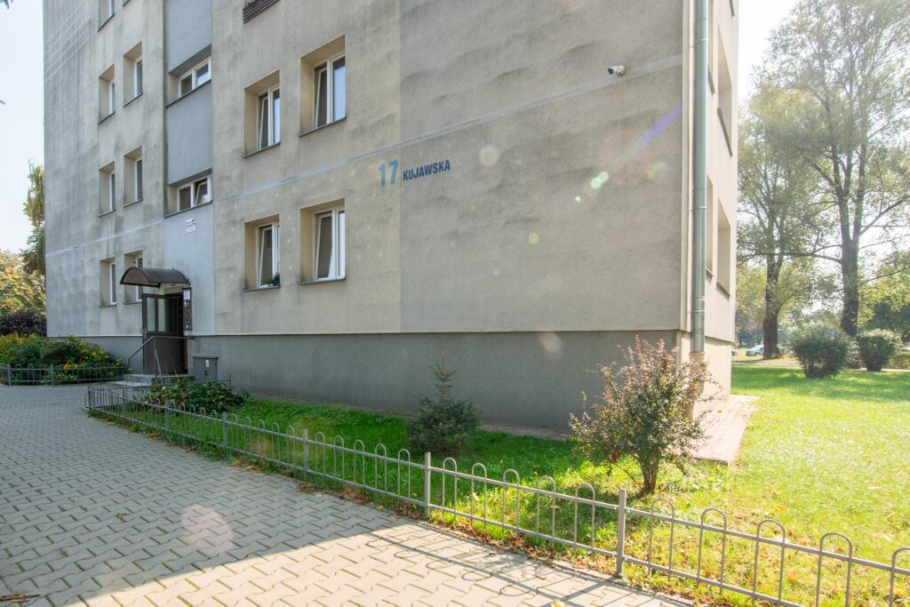 Umeblowane 3 pokoje ul. Kujawska os. Borki - zdjęcie 33