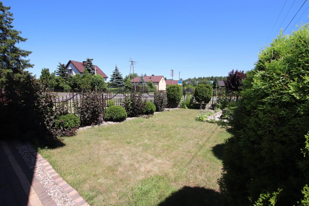 Zadbany bliźniak 90 m² z garażem i ogrodem - zdjęcie 9