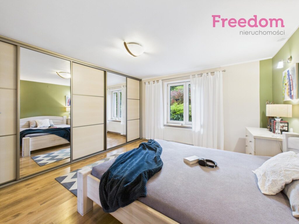 Dom w spokojnej okolicy, gotowy do zamieszkania. - zdjęcie 17