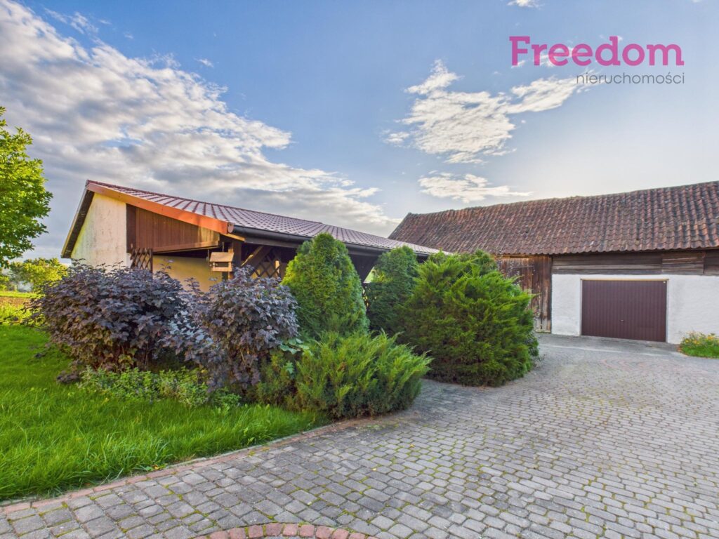 Dom w spokojnej okolicy, gotowy do zamieszkania. - zdjęcie 2