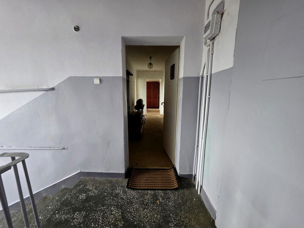 Mieszkanie w samym sercu Iwanisk - zdjęcie 10